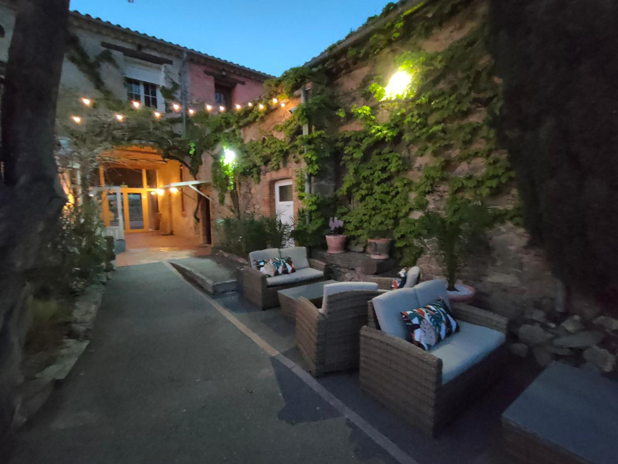 Hotel Restaurant L'Art Des Mets By Cote Jardin Conilhac-Corbières Esterno foto